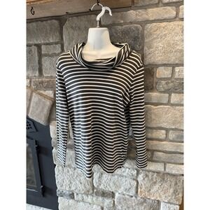 LL Bean Women's Turtleneck Cowl Sweater Size Medium Navy Blue & White Strips